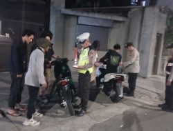 Polsek Metro Tanah Abang Gelar Razia Stasioner Antisipasi Gangguan Kamtibmas, Sasar Kejahatan Jalanan dan Penyalahgunaan Narkoba