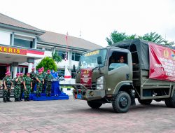 MARINIR PEDULI NTT, PANGKORMAR PERKUAT PEMULIHAN MASYARAKAT DENGAN PASUKAN ZENI, KESEHATAN DAN 3 TON BANTUAN SOSIAL